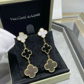 Van Cleef & Arpels Alhambra أقراط ذهب أسود ثلاثي رباعي الأوراق لؤلؤ أبيض وأونيكس متداخل