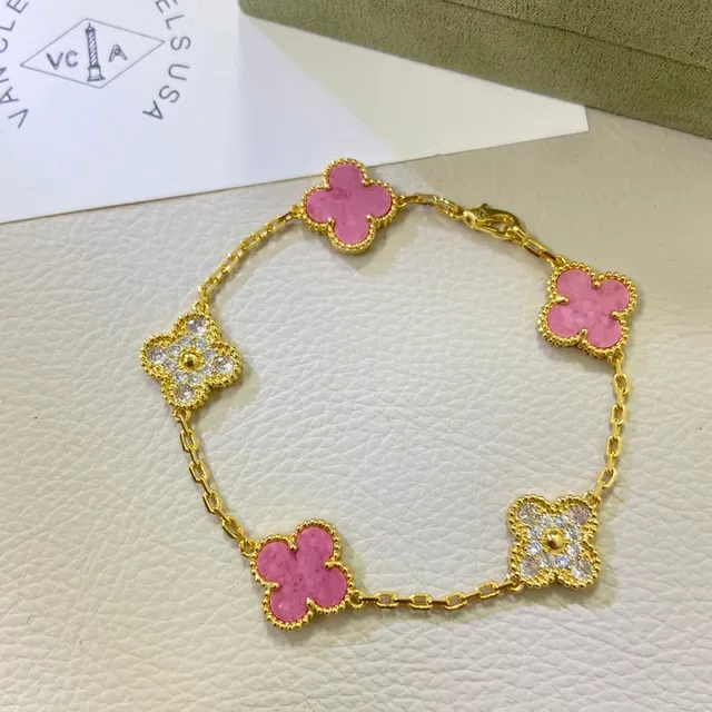 Van Cleef & Arpels Alhambra Pulseiras de esmalte rosa e pavé em ouro e prata 5