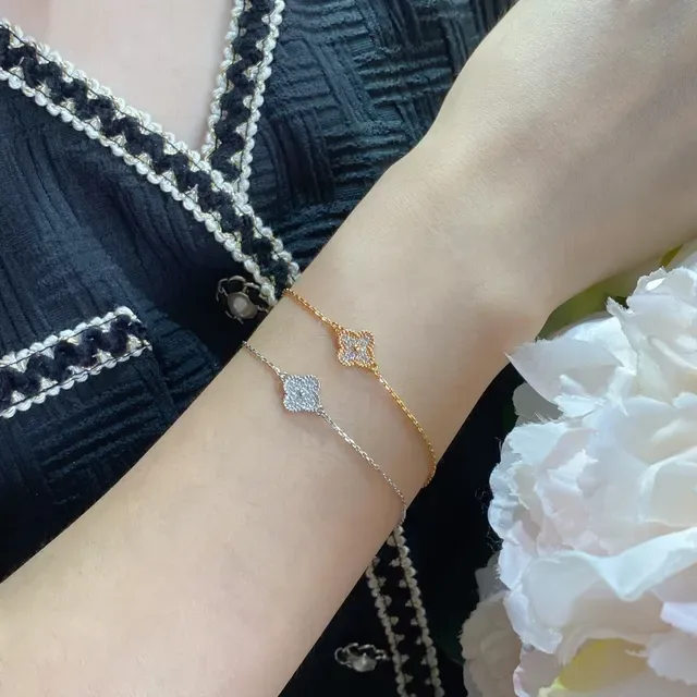 Van Cleef & Arpels Alhambra Quatrefoil Pavé Diamant Bracelet 9