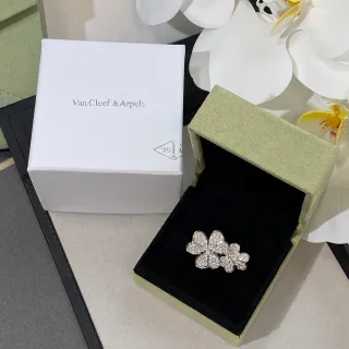 Van Cleef & Arpels Frivole Broche de diamantes Pavé-Set plateado blanco en forma de flor