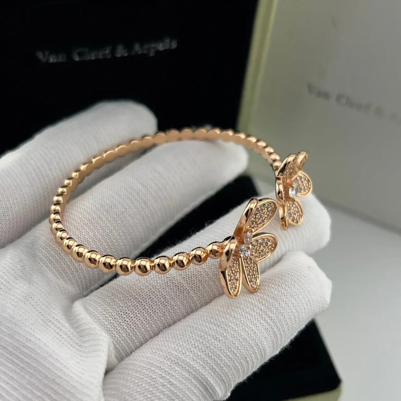 Van Cleef & Arpels Bracelet Floral Or Rose Pavé 4