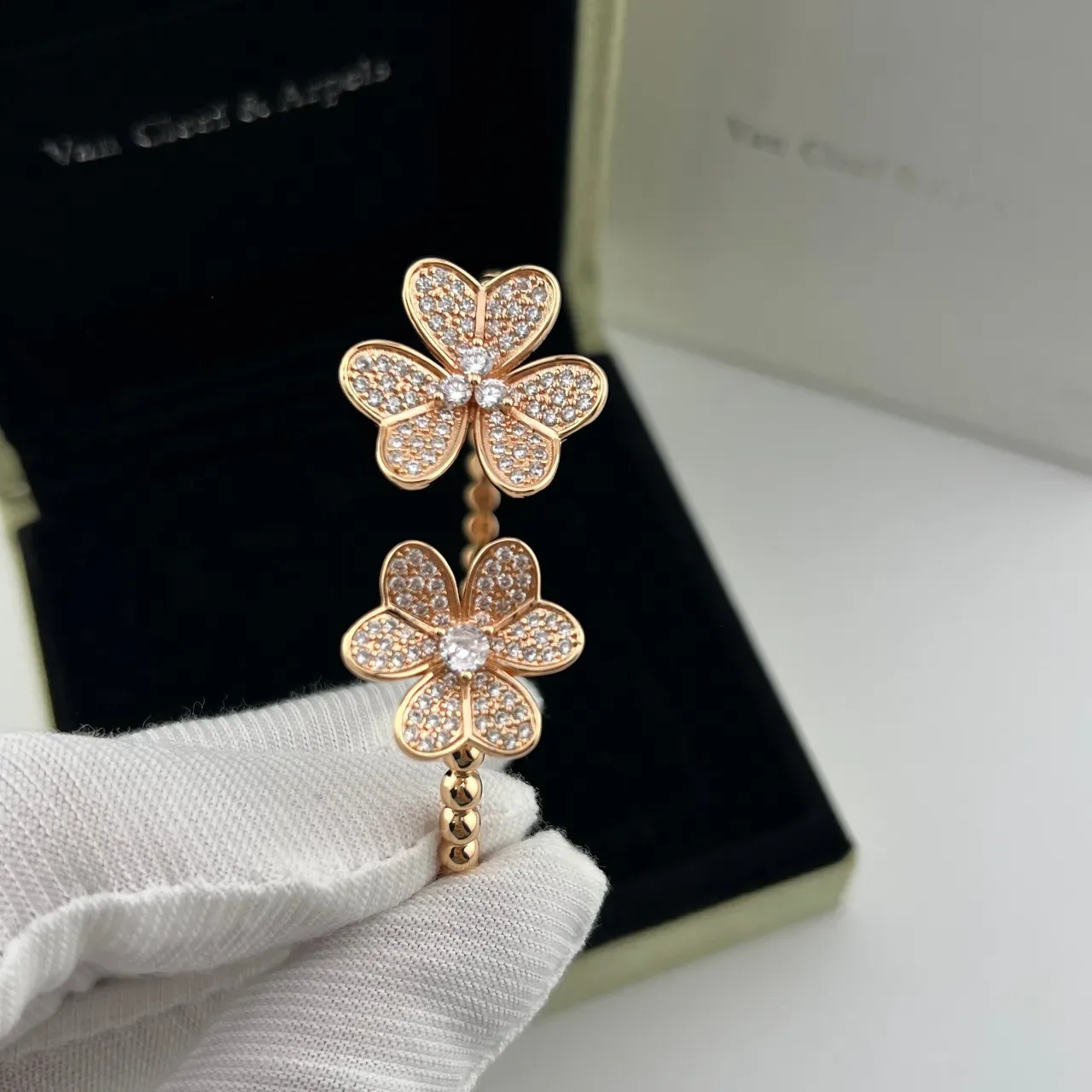 Van Cleef & Arpels Bracelet Floral Or Rose Pavé 7