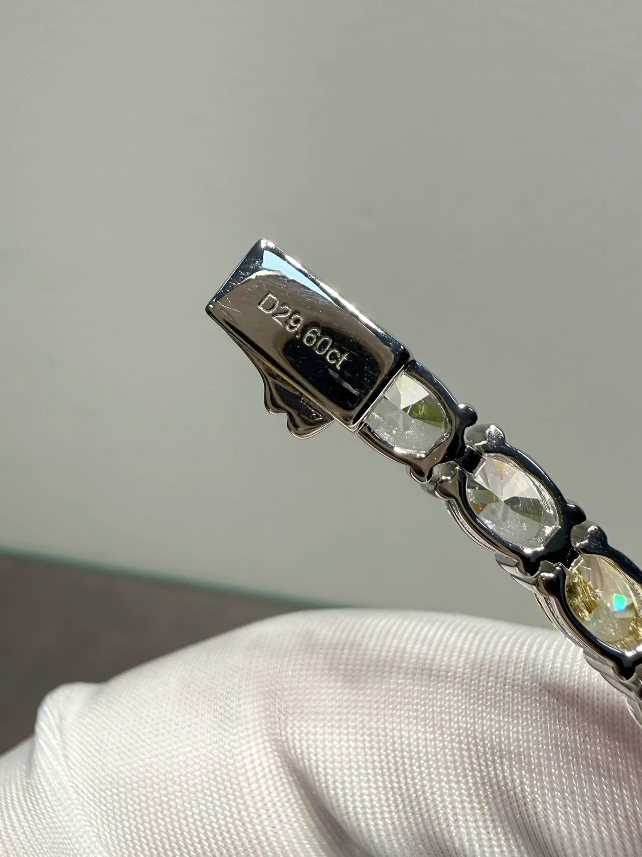 Van Cleef & Arpels Jaune Argent Alternant Ovales Et Rondes Pierres Serties À Griffes Bracelet 6