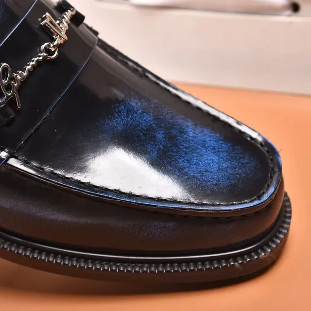 Versace Black Blue High-Gloss Patent Leather Iridescent Gradient Loafer 3