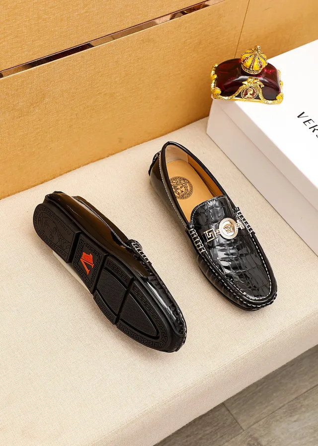 Versace Chain Reaction Black Croc-Embossed Medusa Loafers 9