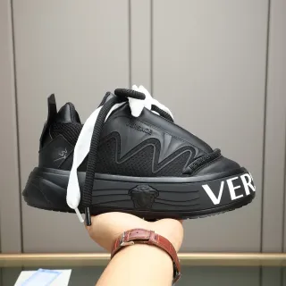 Versace Chain Reaction 黑白 波浪纹覆盖平台厚底鞋