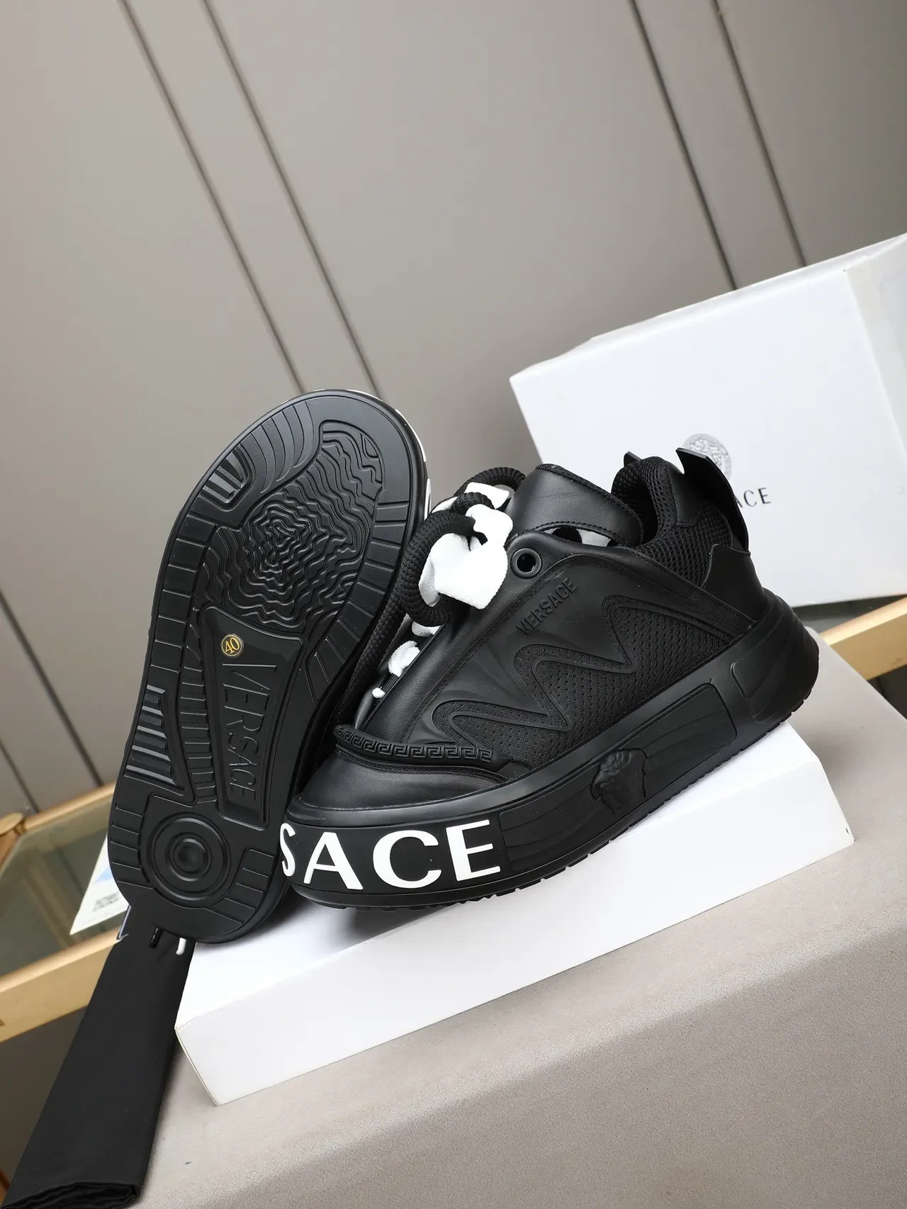 Versace Chain Reaction Black White Platform Sole Wave Overlay Chunky Sneakers 5