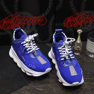 Versace Chain Reaction राजसी नीली मेश और सूड चंकी स्नीकर