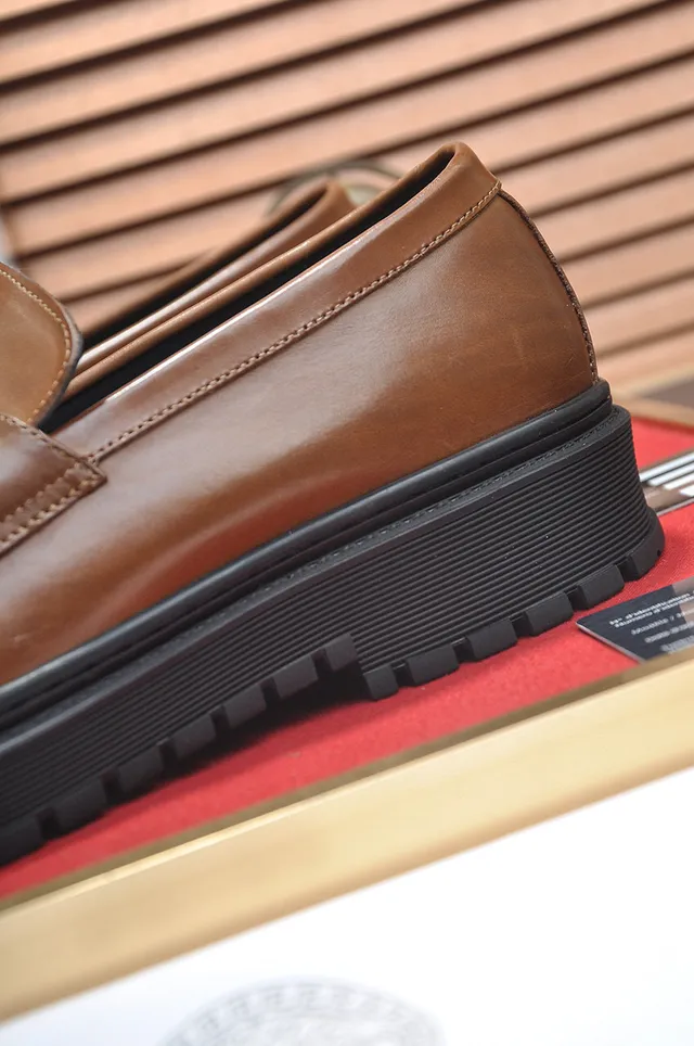 Versace Chain Reaction Cuir Tan Medusa-Buckle Mocassins à plateforme 9