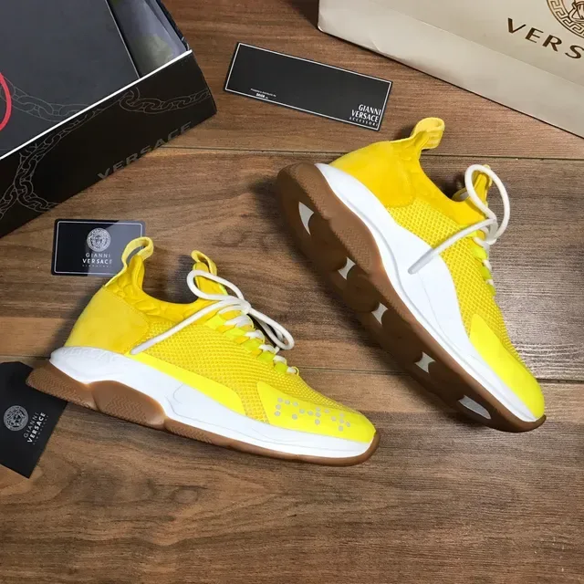 Versace Chain Reaction أصفر أبيض شبكة و جلد أعلى نقشة المفتاح اليوناني حذاء رياضي أسلوب حياة 6