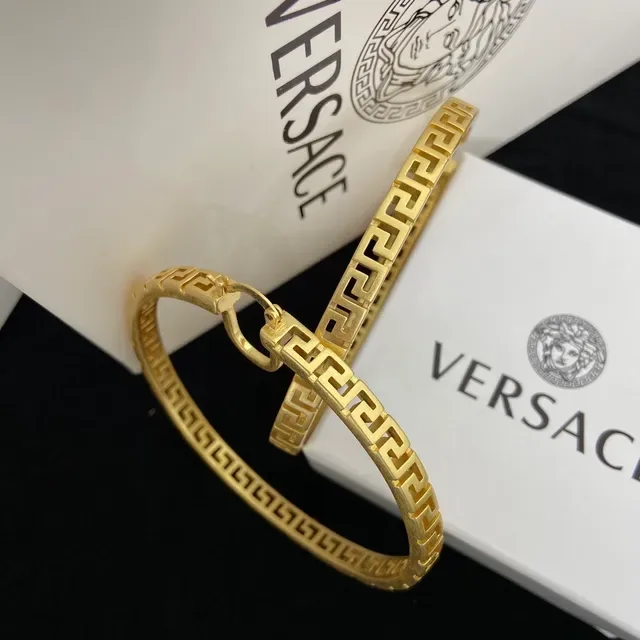 Versace Boucles d'oreilles en Or Motif Clé Grecque 4