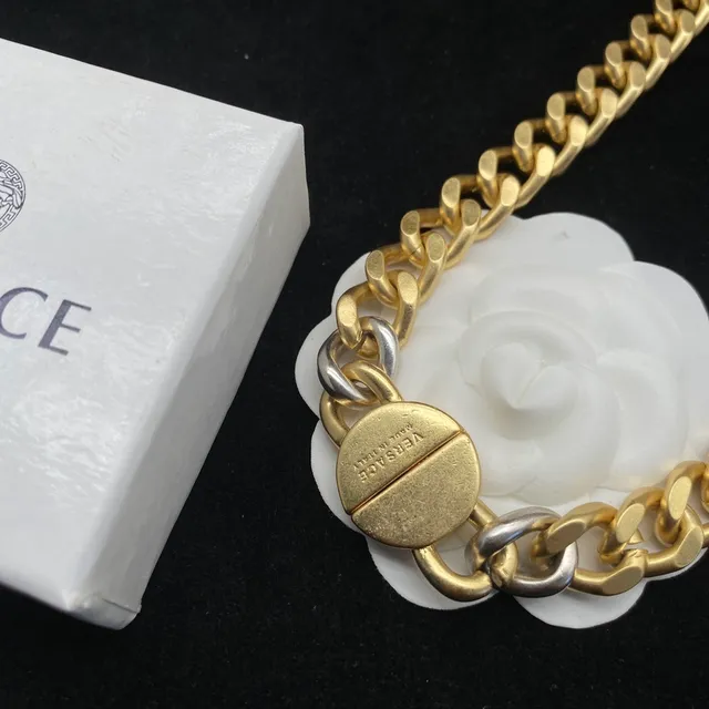 Versace Gold Silver Curb-Link Chain Medusa Head Clasp Bracelet 6