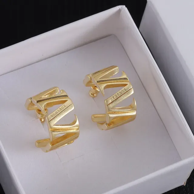 Versace Greca Odissea Aros Esculturados Dourados 2