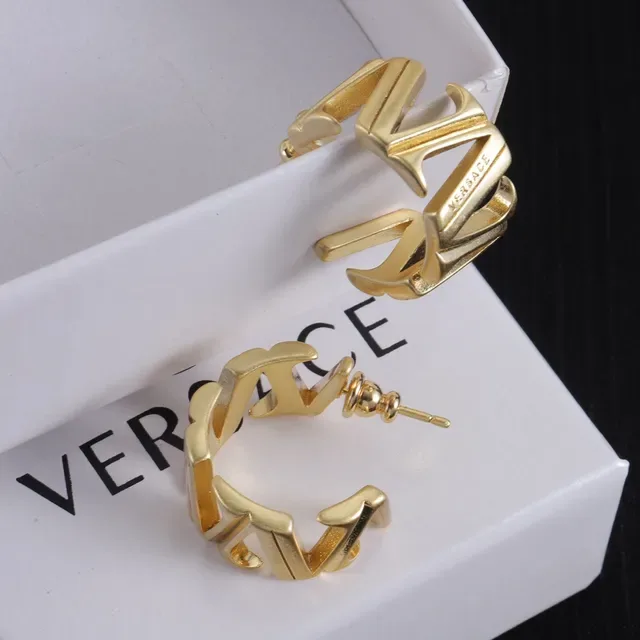 Versace Greca Odissea Aros Esculturados Dourados 4