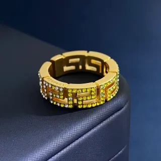 Versace Greca Pavé 水晶镀金戒指