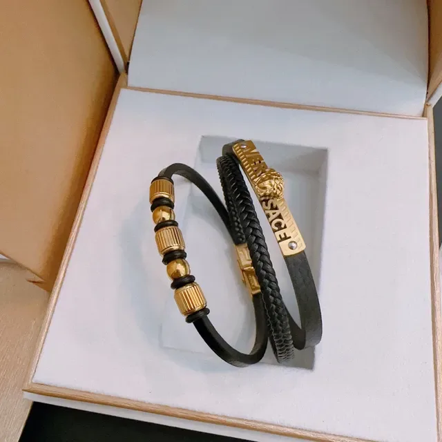 Versace Iconic Medusa Bracelets Cuir Noir et Or avec Cordon Tressé 6