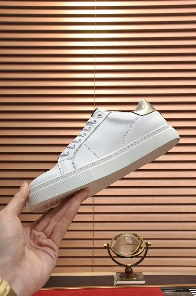 Versace Jeans Couture White Leather Gold-Accent Lifestyle Sneakers 6