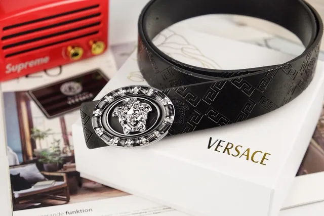 Versace Medusa Belt Cinto de couro preto prateado com fivela de cabeça adornado com cristais 3