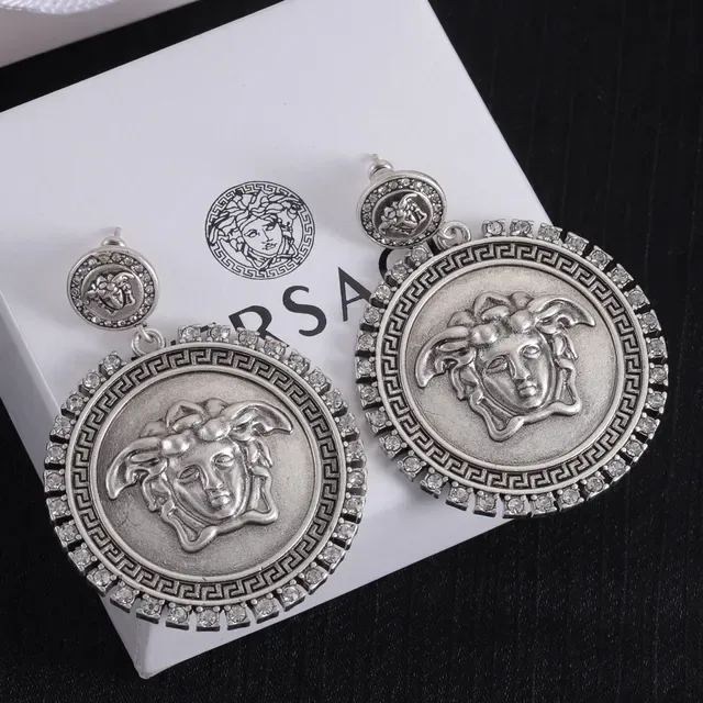 Versace Medusa Boucles d'Oreilles Médaille Argent et Or Satiné Cristal 4