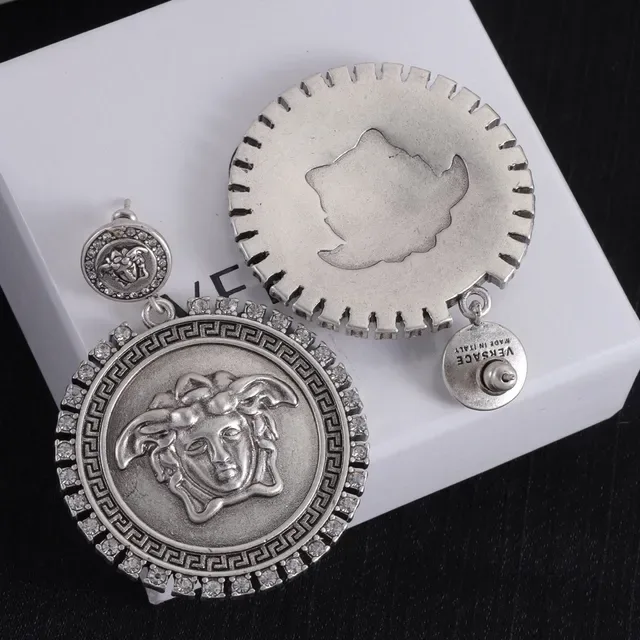 Versace Medusa Boucles d'Oreilles Médaille Argent et Or Satiné Cristal 5