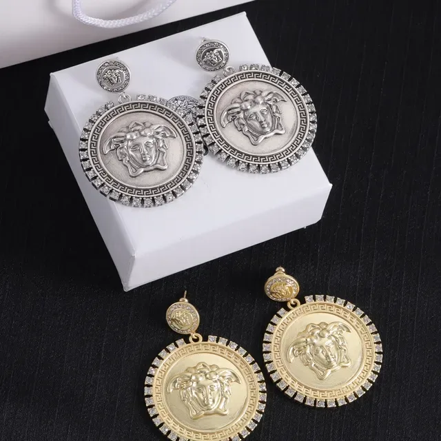 Versace Medusa Boucles d'Oreilles Médaille Argent et Or Satiné Cristal 7