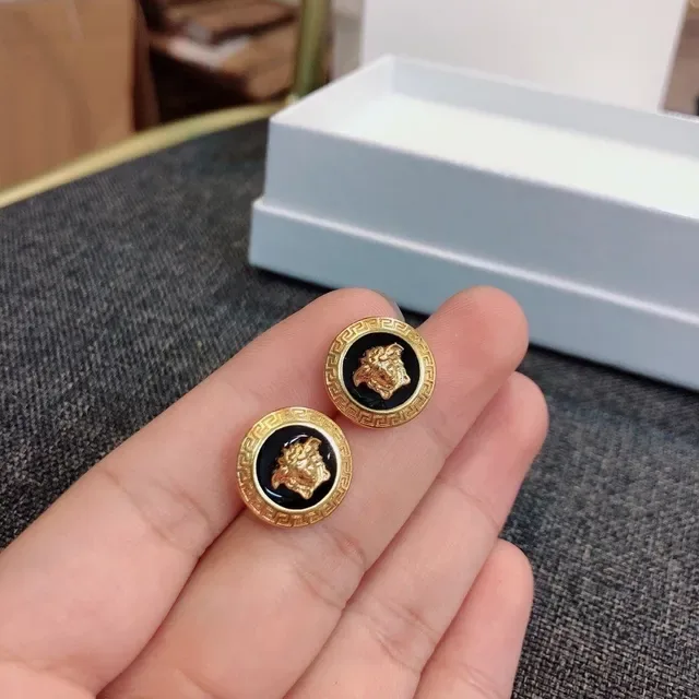 Versace Medusa Icon و Medusa Head أقراط تيوب 3