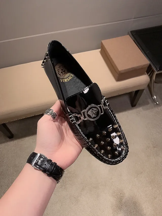 Versace Medusa Loafer Mocassins Pretos Brilhantes Couro Patentado 6