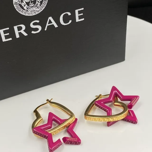 Versace Créoles Rose et Or Forme de Cœur Émail 4
