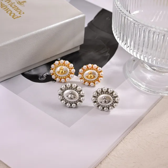 Vivienne Westwood Collier Boule Perle Argent Beige Médaillon 7