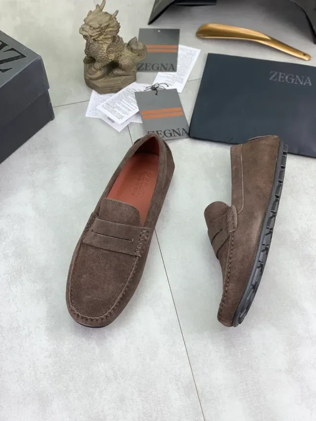 Zegna पेनी लोफर ब्राउन बीज स्यूड अपर स्ट्रैप लोफर 2