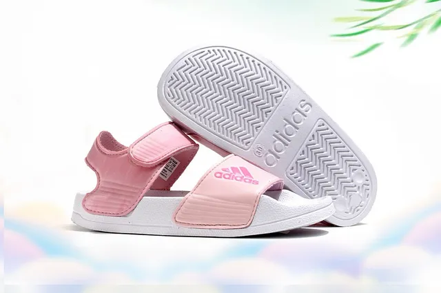 Adidas Adilette Slide Sandales casuales roses blanches avec fermeture à deux brides velcro 9