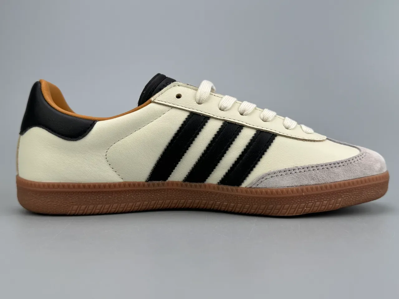 Adidas Beige Black Low-Top Suede And Leather Upper Lifestyle Sneakers 6