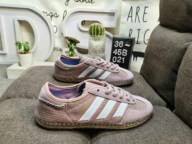Adidas Beige Blue Woven Textile Upper Three-Stripe Side Panel Lifestyle Sneakers 21