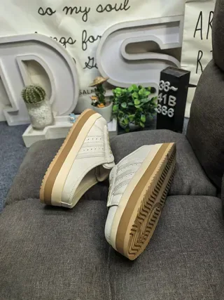 Adidas Beige Marron Sans Lacets Slip-On Perforé Trois Rayures Panneau Latéral Lifestyle Sneakers 6