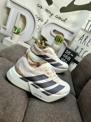 Adidas Beige Gray Knit Mesh Upper Sculpted White Midsole Running Shoes 9