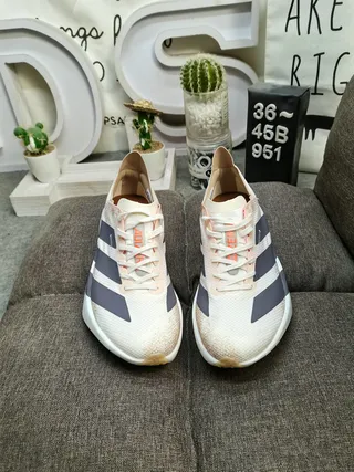 Adidas Beige Gray Knit Mesh Upper Sculpted White Midsole Running Shoes 10