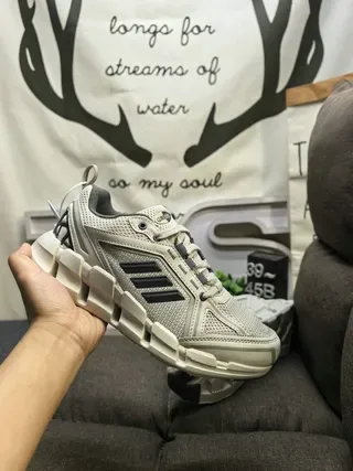 Adidas Beige Gray Mesh And Synthetic Upper Segmented Chunky Midsole Lifestyle Sneakers 5