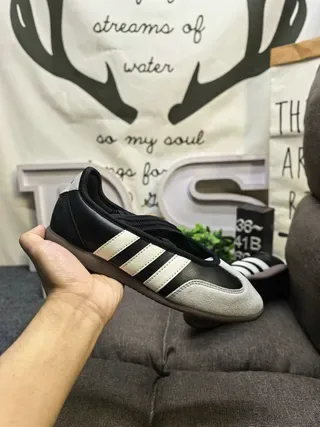 Adidas Beige White Laceless Slip-On Three-Stripe Side Panel Lifestyle Sneakers 15