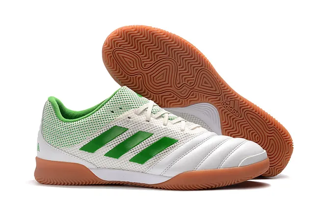 Adidas Chaussures de football indoor maille et synthétique noir et orange avec branding trois rayures 5