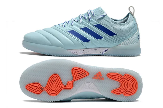 Adidas Chaussures de football indoor maille et synthétique noir et orange avec branding trois rayures 21
