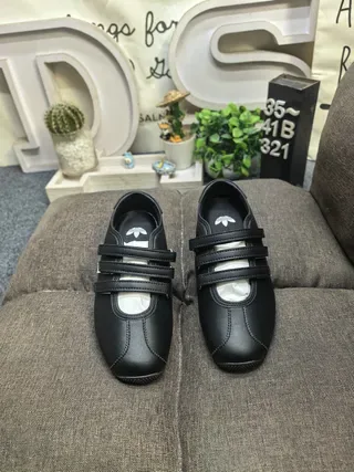 Adidas Black White Laceless Velcro Strap Closure Three Side Stripes Sneakers 10