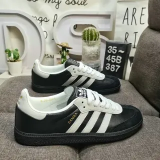 Adidas काला सफेद चमड़े की ऊपरी तीन पट्टी साइड पैनल लाइफस्टाइल स्नीकर