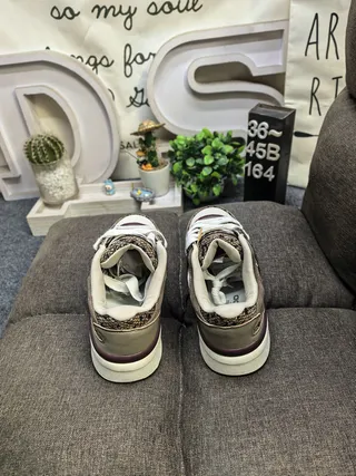 Adidas Black White Low-Top Padded Collar Lifestyle Sneakers 8