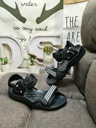 Adidas Noir Blanc Multi-Strap Fermeture Ajustable Semelle Texturée EVA Sandales Casuales 6
