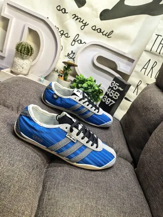 Adidas Blue Silver Vintage-Inspired Striped Side Panels Lifestyle Sneakers 9