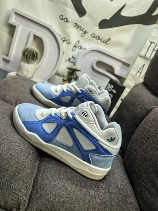 Adidas Blue White Low-Top Layered Synthetic Cage Lifestyle Sneakers 7