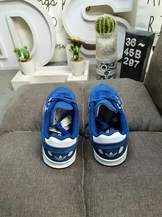 Adidas Blue White Vintage Indoor Court Three-Stripe Side Panel Lifestyle Sneakers 8