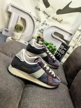 Adidas Brown Beige Retro Runner Suede-and-Textile Upper Lifestyle Sneakers 9
