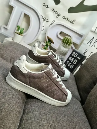 Adidas Brown White Low-Top Suede Upper Lifestyle Sneakers 9