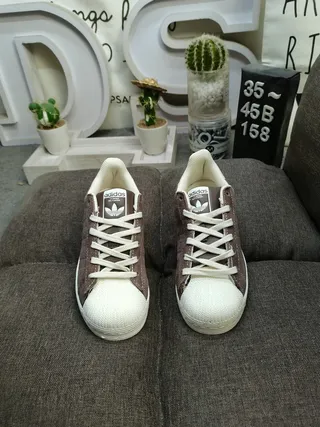 Adidas Brown White Low-Top Suede Upper Lifestyle Sneakers 10